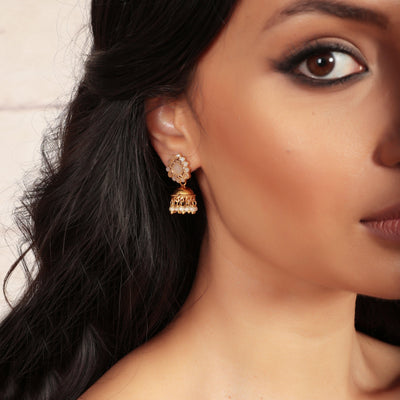 Neeva Jhumki