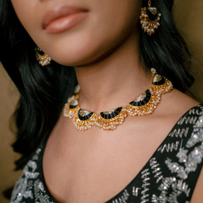 Monochrome Crescent Choker