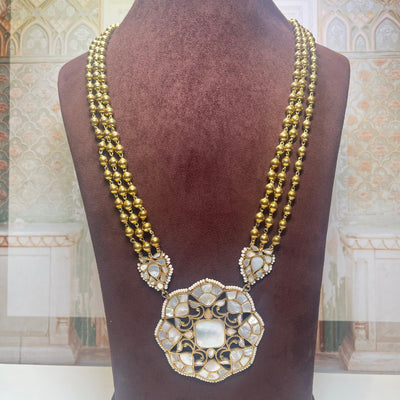 Flower Mother Of Pearl Mala
